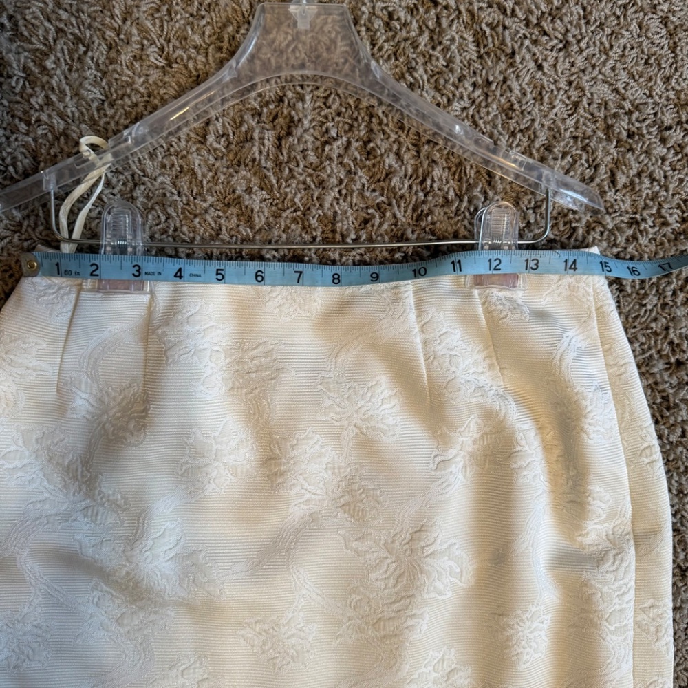 Kasper Brocade suit - Picture 9 of 10